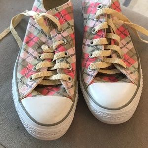 Plaid Converse All Star low tops